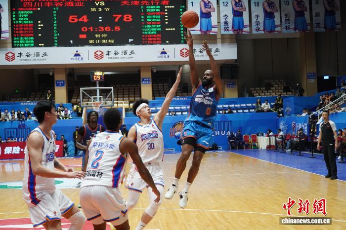 四川男篮主场惨败天津男篮 连败场次刷新纪录