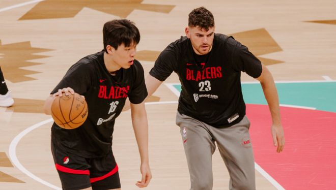 杨瀚森季后赛或获登场机